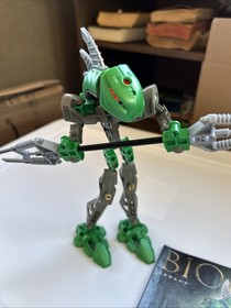 LEGO BIONICLE: Rahkshi Lerahk (8589) 100% Complete with Instructions