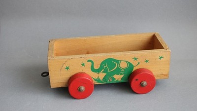 Wagen Anhänger Waggon aus Holz mit Tiermotiven handbemalt vintage mit Zugöse