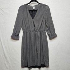 H&M Dress Women's Size 8 Black/White Rainbow Design Long Sleeved Flowy 101255