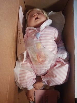 Lee Middleton 'Honey Love-sleeping Girl Summer Fun 1997 Doll Model HL-sfg