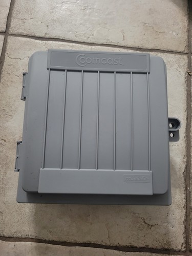 Xfinity Comcast Outdoor House Box Weatherproof Enclosure Coaxial Cable ...