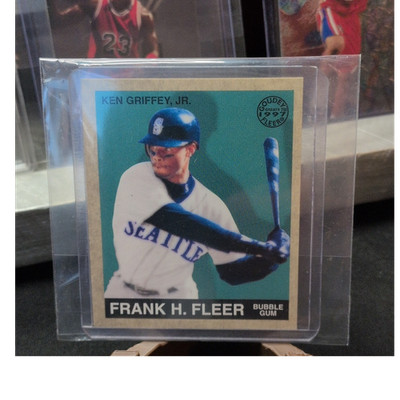 Fleer 1997 Goudey Greats Insert Ken Griffey Jr Seattle Mariners #2/15