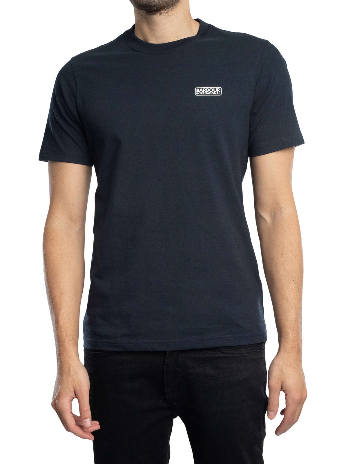 Мужская приталенная футболка Barbour International с небольшим логотипом синяя 6790₽