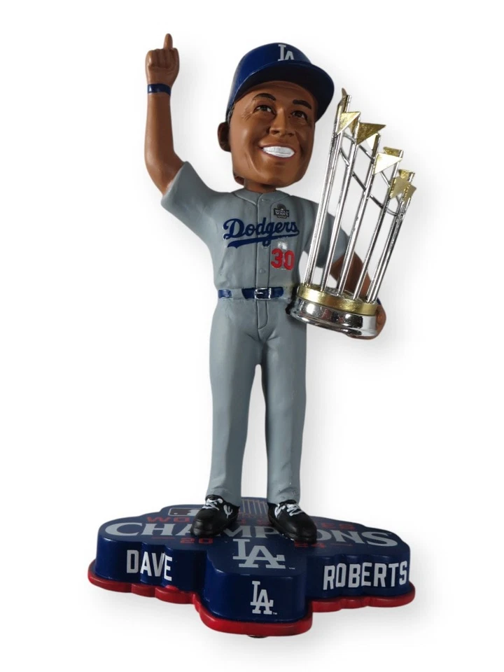 Trofeo Bobblehead Dodgers 2024 WS firmado por Dave Roberts en lado MLB