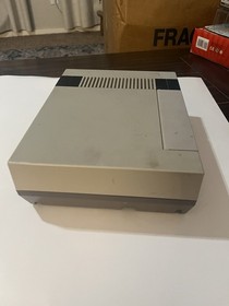 Nintendo NES Gray Console *Works But Glitchy No Power Cord