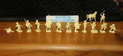 Lot of 120 AIRFIX Waterloo French Infantry Soldiers Figures HO 1/72 Scale