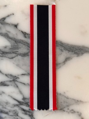 DEUTSCHLAND SCHALE BAND MEDAILLE KRIEGSVERDIENSTKREUZ 14x3cm KVK