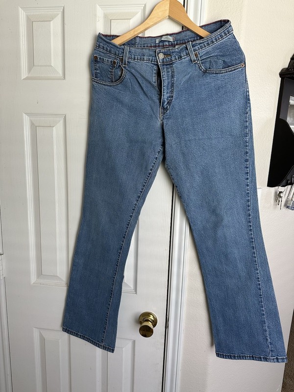 Levi Strauss 550 Women's Relaxed Bootcut Stretch Jeans Size 10