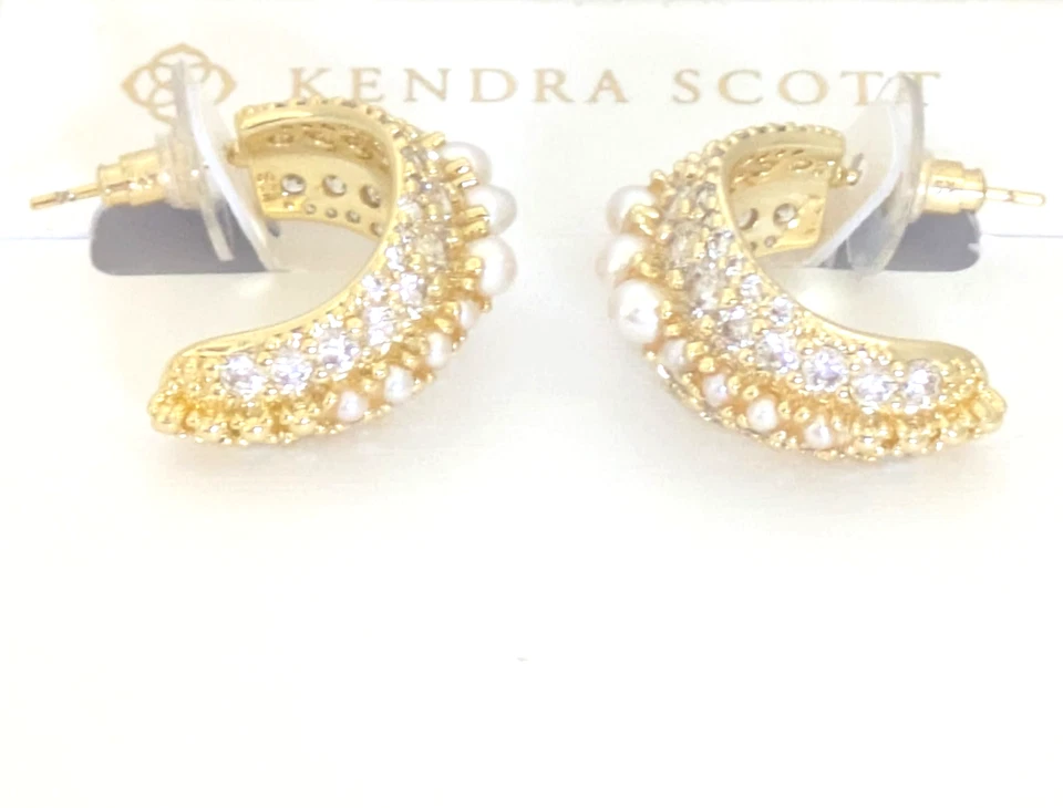 Pendientes de aro Kendra Scott chapados en oro circonita cúbica incrustada en C con perlas con DB Foto 3 de 4