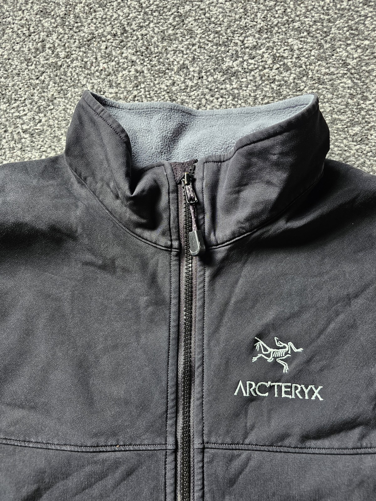 ARC'TERYX Arcteryx Atom Softshell Gilet Uomo GRANDE Nero Elasticizzato Logo Pile Senza Maniche