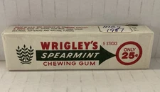 Vintage Wrigley's 1987 Spearmint Chewing Gum 5 Sticks 25 Cents--NOS--Sealed
