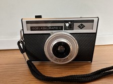 Agfa Vintage Isoflash Rapid C 35mm Film Camera Isitar Lens Untested