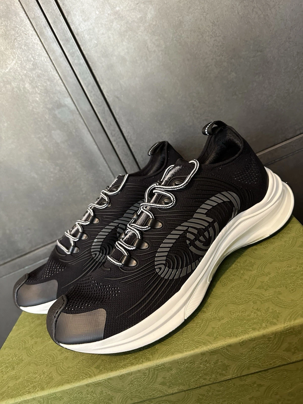 Gucci — Gucci Mens Interlocking GG Black White Technical Runner Sneakers Size 13UK/14US