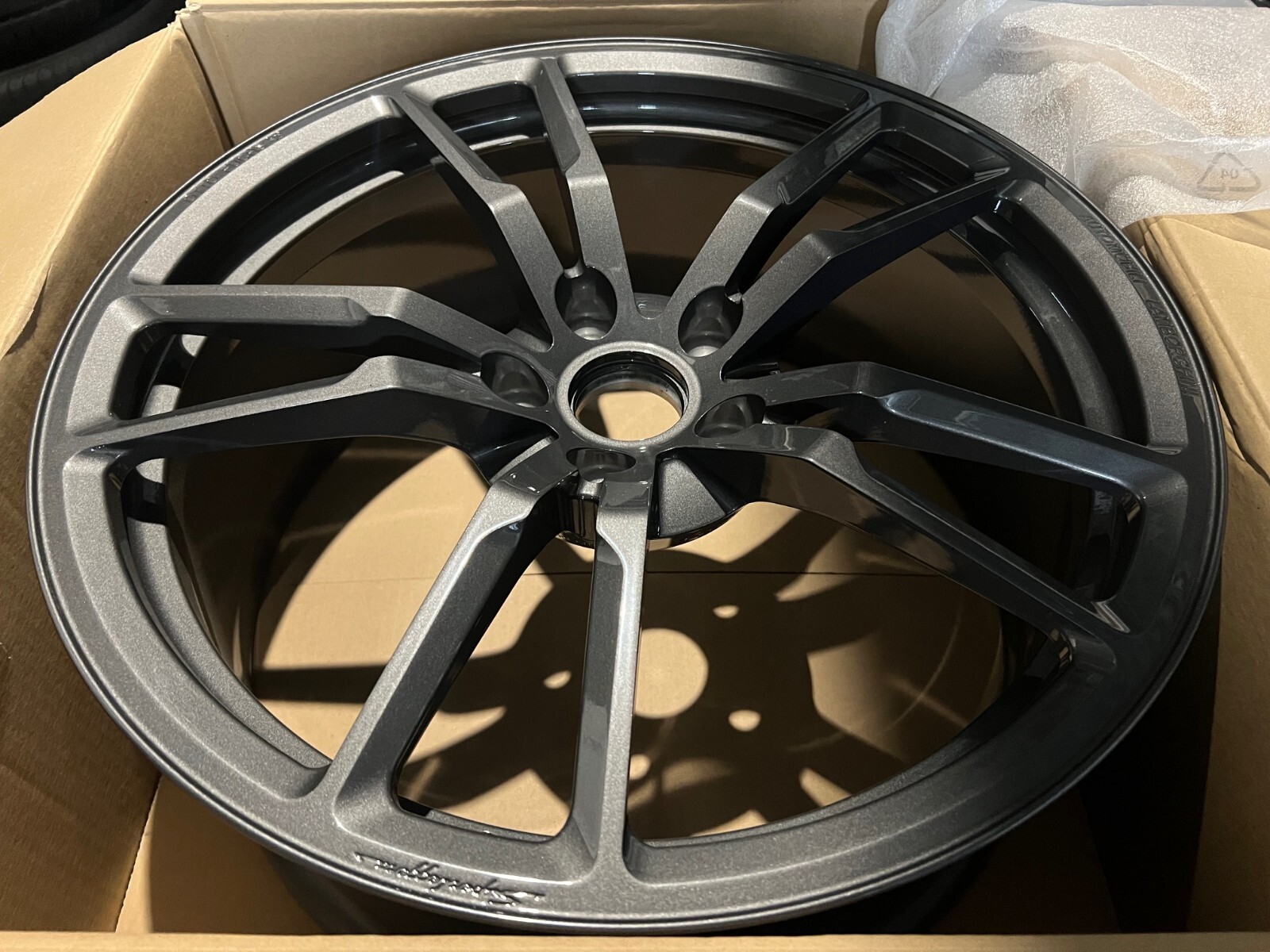 LAMBORGHINI GALLARDO LP570 SUPERLEGGERA PERFORMANTE FRONT WHEEL OEM 400601017CL