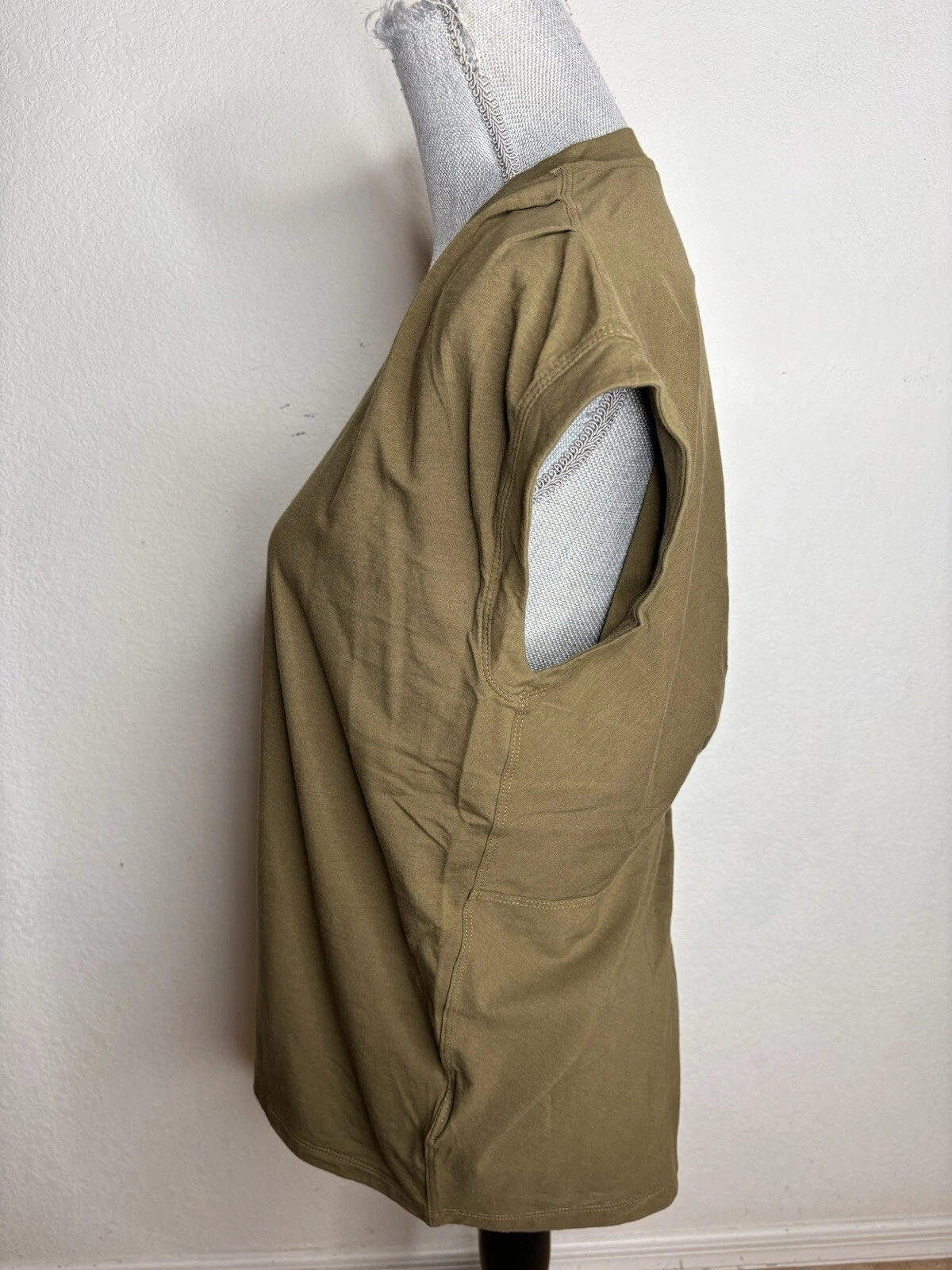 athleta outbound twist cap sleeve v neck shirt