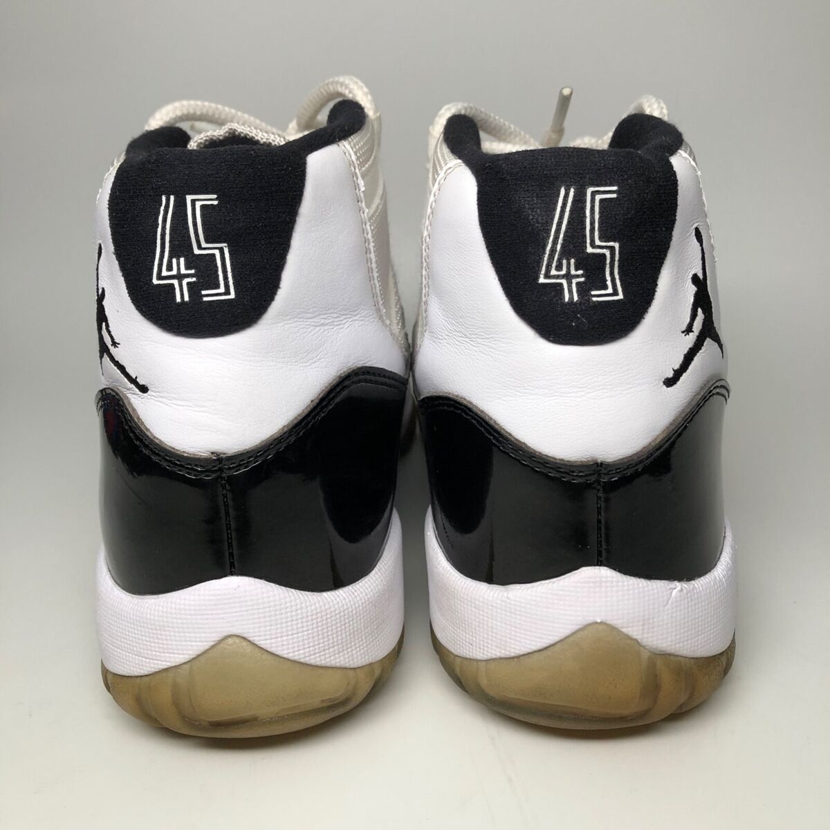2018 Nike Air Jordan XI 11 Concord Retro Sneaker Size 9 With 2018 Nike Air Jordan XI 11 Concord Retro Sneaker Size 9 With