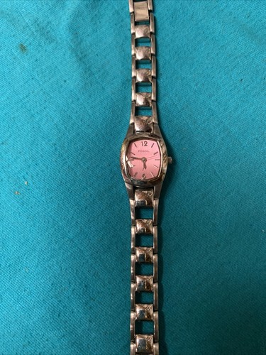 Ladies Fossil Analog F2 Silvertone 