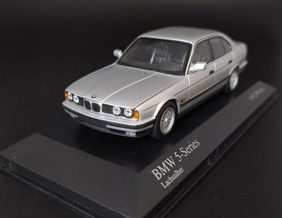 Minichamps 1/43 BMW 5-series 535i (E34) 1988 (diecast model) 400024200