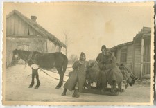 WWII ARCHIVE PHOTO: WEHRMACHT SOLDIERS WITH HORSE DRAWN SLEDGE, EASTERN FRONT
