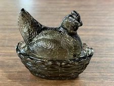 Rosso Smokey Smoked Hen on the Nest Master Salt ~ 3 1/4” Tall