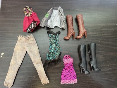 Monster High Ever After High Clothes And Shoes Lot