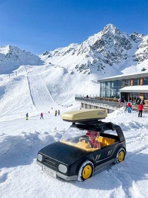 Playmobil 3693  PKW / Auto / Kleinwagen 4WD Ski & Snowboard