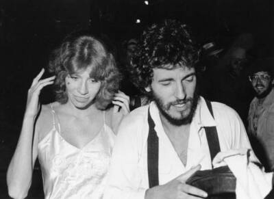 Bruce Springsteen And Karen Darvin 1975 OLD PHOTO 4
