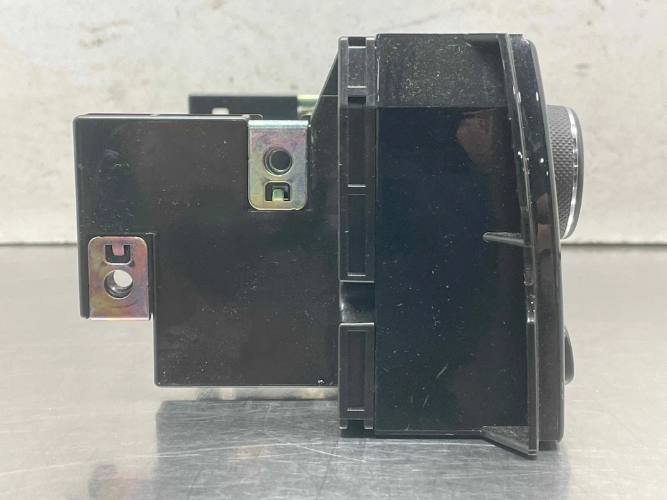 Jaguar XJ8 2007 calefacción aire acondicionado control de temperatura delantero OEM 2W93-18C612-AD Foto 2 de 4