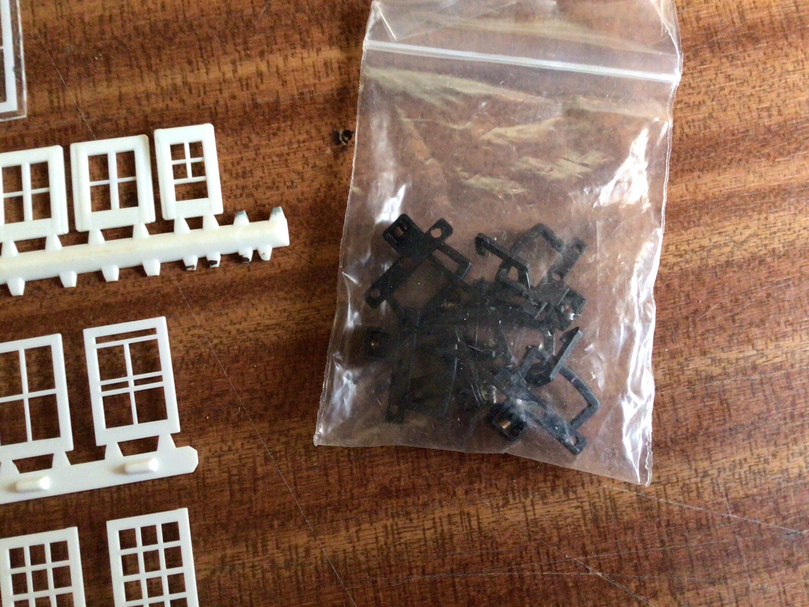 00 GAUGE MODEL RAILWAY ACCESSORIES SPARES & REPAIRS. eBay