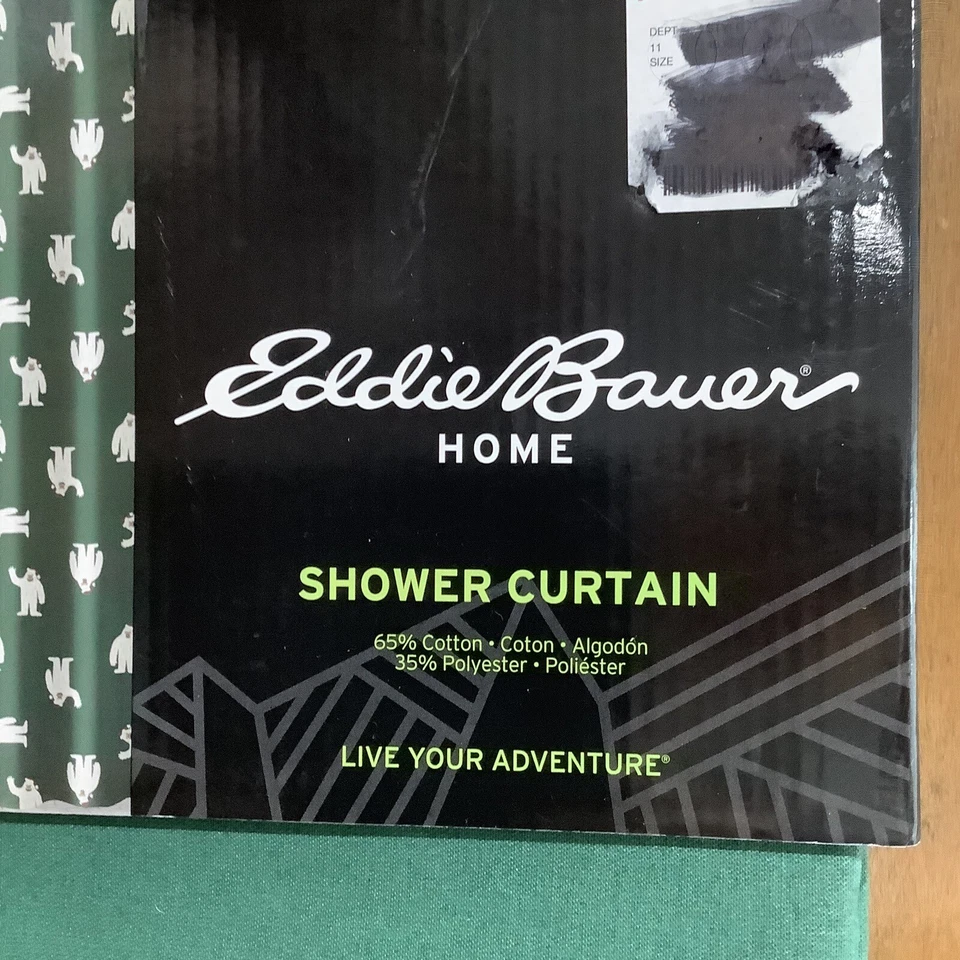 Eddie Bauer Navidad Abominable Muñeco de Nieve Sasquatch Cortina de Ducha 72" Tela NUEVO Foto 2 de 4