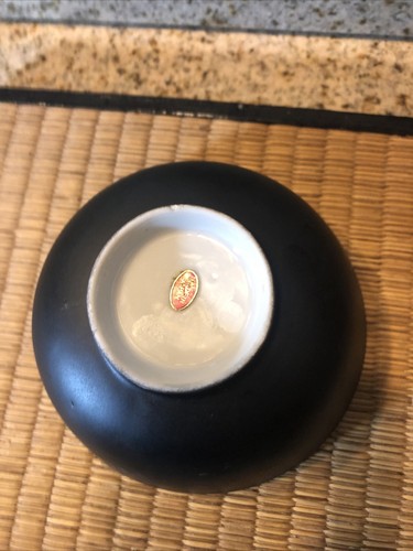 Tazón de arroz de porcelana de colección japonés pintado a mano NEGRO 4 1/2" D - Imagen 3 de 8