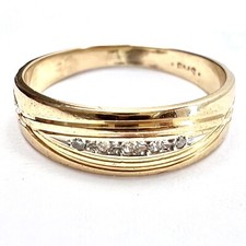 14K Solid Yellow Gold Mens Wedding Band With Diamonds Signed Size 9, 3.4 Grams