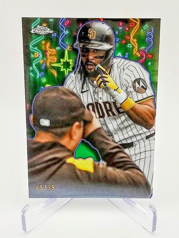 2025 Topps Chrome Update Fernando Tatis Jr. Celebracion Green Refractor #/99