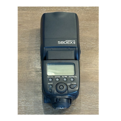 Canon Speedlite 580EX II E-TTL Hot Shoe Strobe Flash w/ Case Pouch & Stand