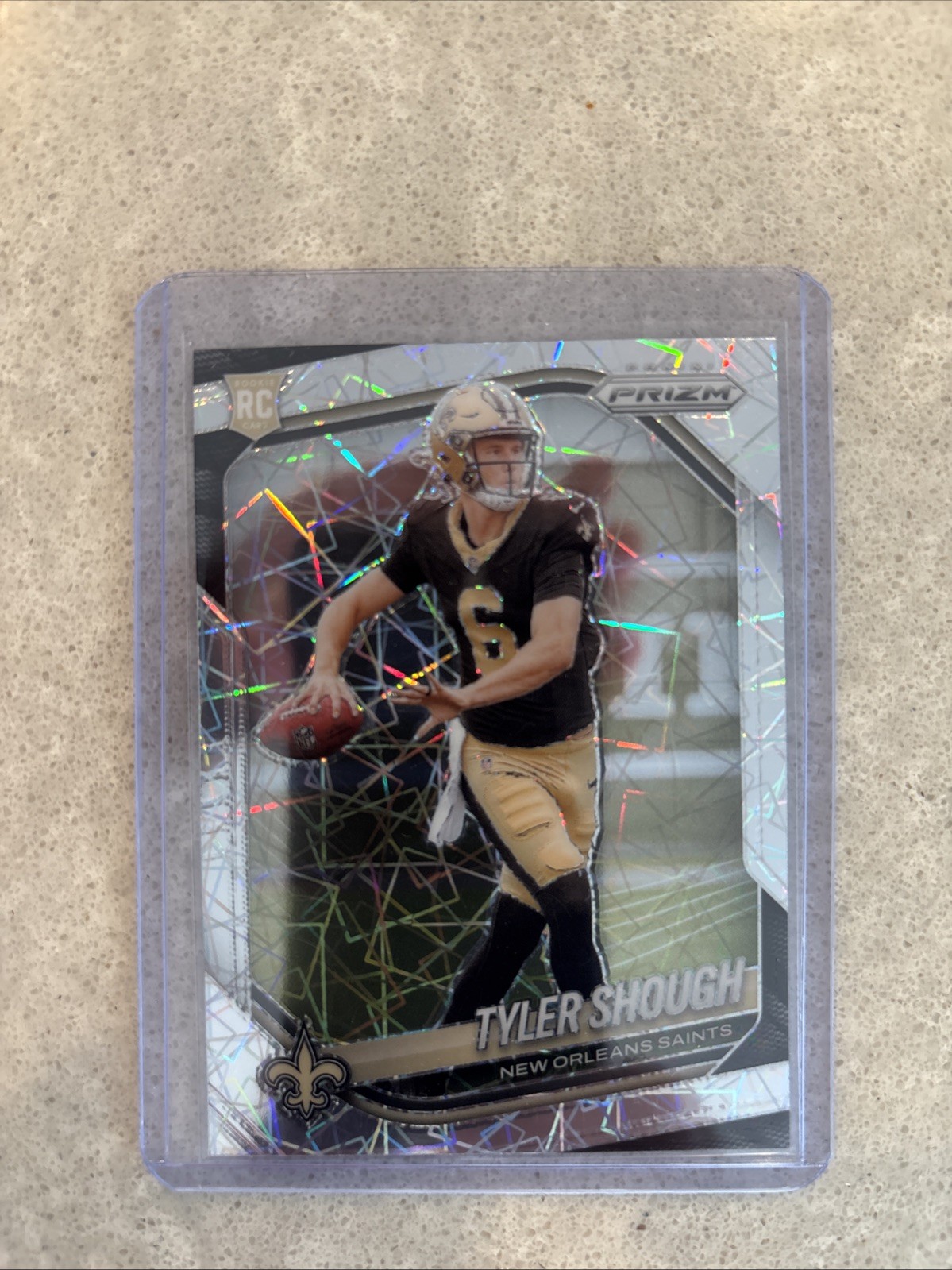 2025 Panini Prizm - Rookies Tyler Shough #327 Lazer Prizm (RC)