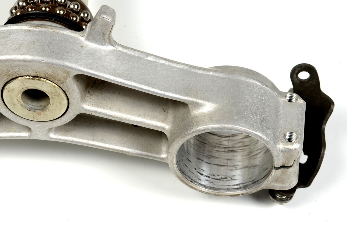 KAWASAKI - NINJA ZX10R - STEERING STEM TRIPLE TREE - STRAIGHT