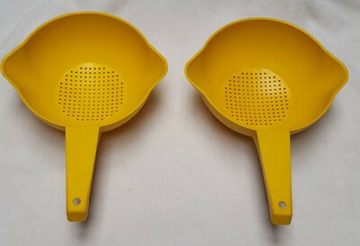 YELLOW TUPPERWARE 1 QT COLANDER / STRAINER GUC