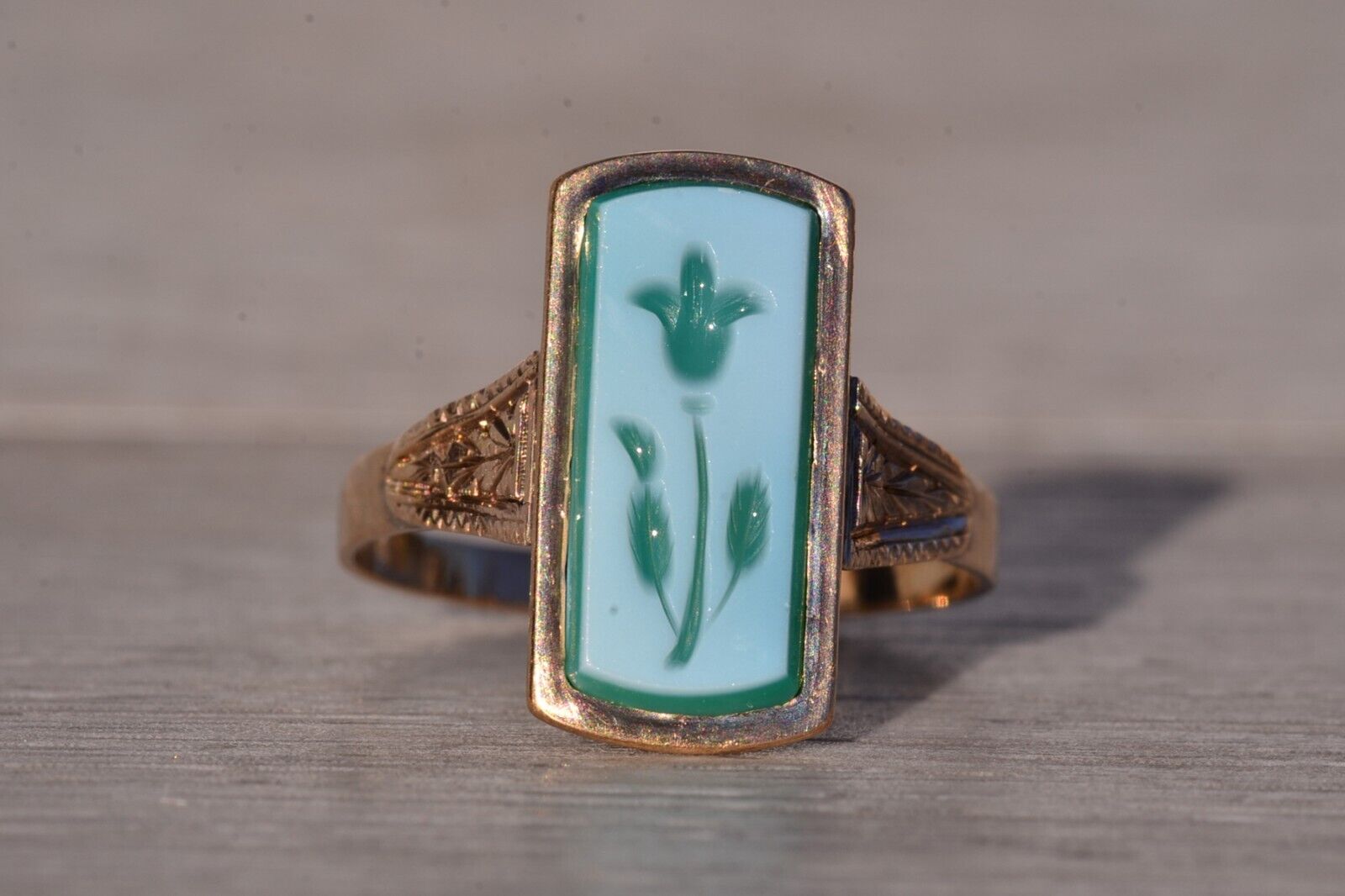 Antique Floral Carved Cameo Ring in Yellow Gold - image 1