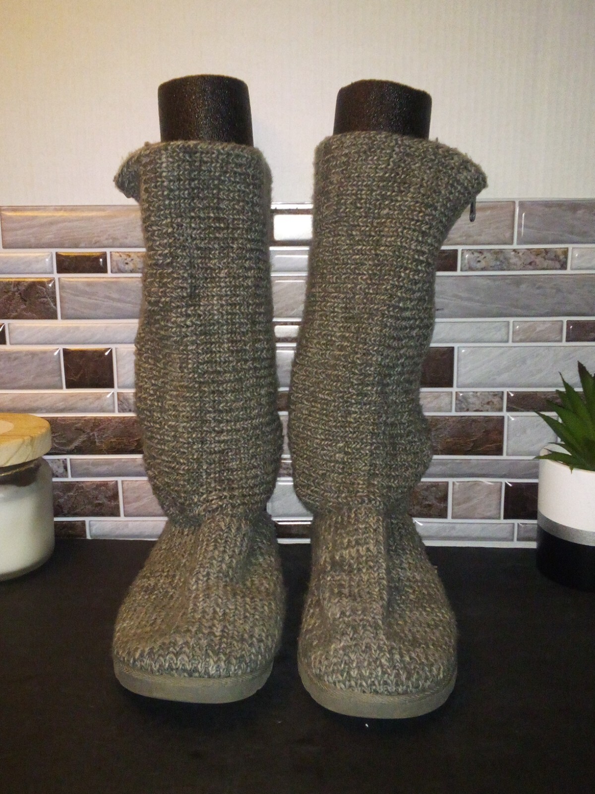 SO Authentic Knit Crochet Cardigan Slouch Boots Womans Size 10M Gray Mid-Calf