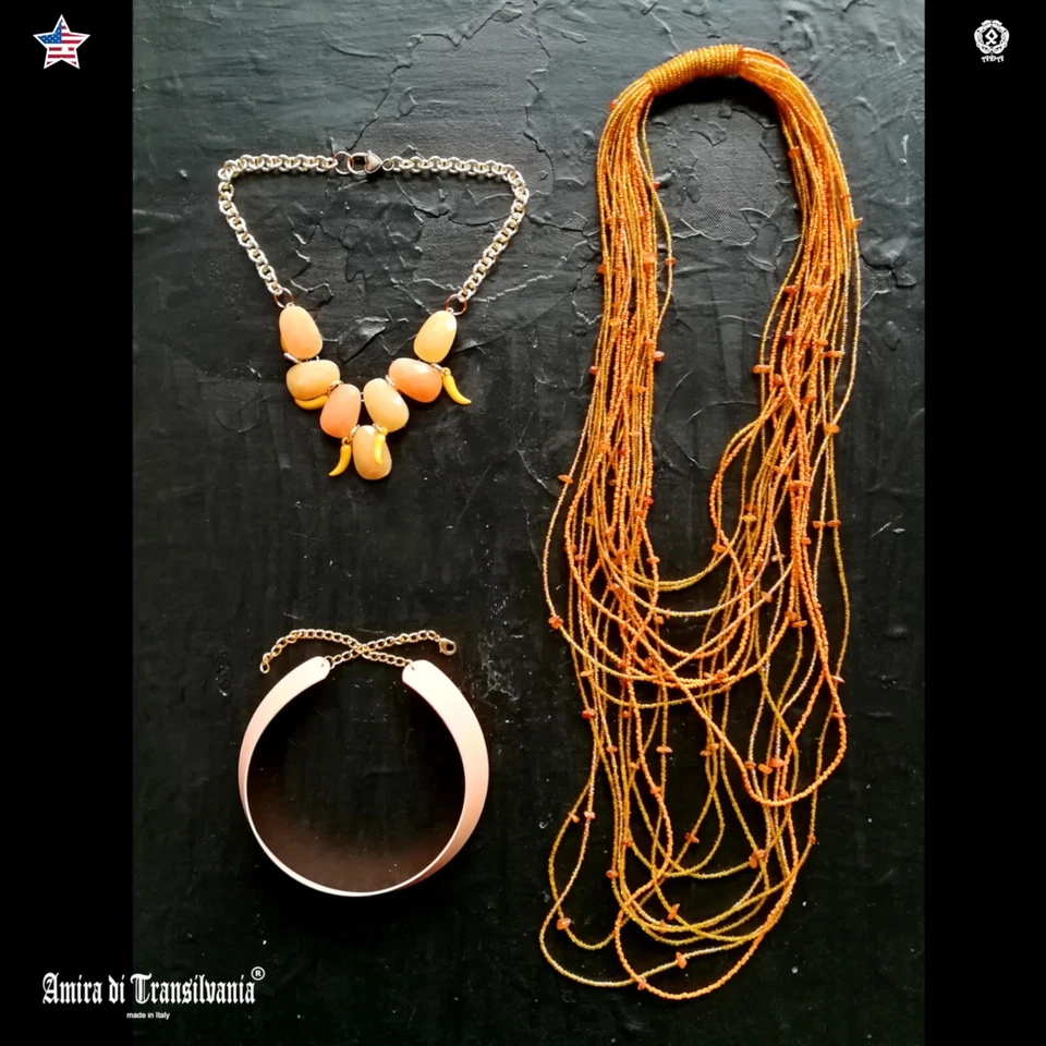 珠宝项链吊坠护身符 vogue tris 套装领煤层橙色围兜 — 第 2/4 张图片