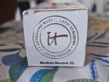 It Cosmetics Your Skin But Better Foundation + Skincare Shade MEDIUM NEUTRAL 33