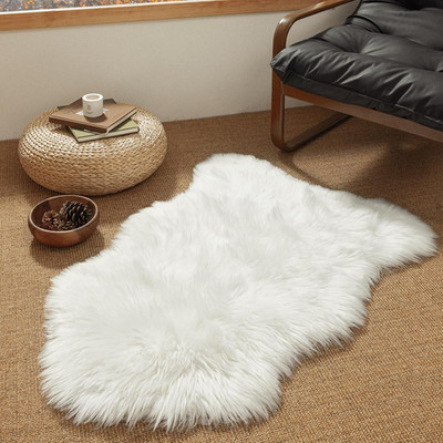 Ashler Faux Fur Rug, Fluffy White Small Sheepskin Rug, Ultra Soft 2x3 Ft Mat, Ma