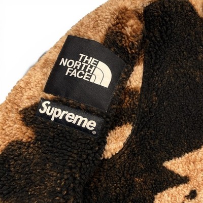 Supreme The North Face Bleached Denim Print Fleece Jacket Beige
