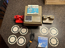 Viewmaster 30 Standard Projector 2 Viewmaster Hand Held Viewers 7 Misc Discs