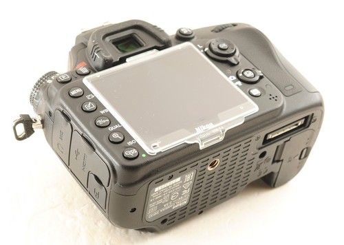 Nikon D610 MINT 13,655 Clicks 24.3MP Full Frame FX Digital SLR Camera Body JP - Picture 6 of 12