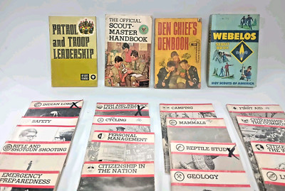 Boy Scouts of America BSA Merit Badge Series Books Vintage 1980s Lot of 32