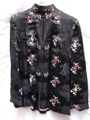 Ying Tai Co Vintage Traditional Black/White/Red Embroidered Asian Jacket Size 38