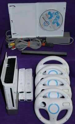 Nintendo Wii RVL-S-WA &「マリオカートWii」♪ Amazon.com: Mario Kart Wii with Wii Wheel : Video Games