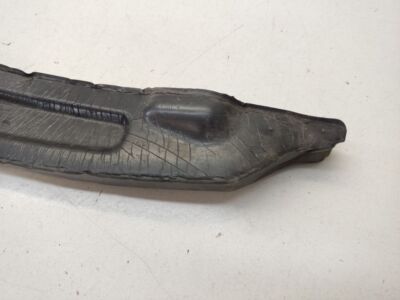 Hyundai Ix35 2013 Right Front Fender Foam Support Seal 841422Y000 