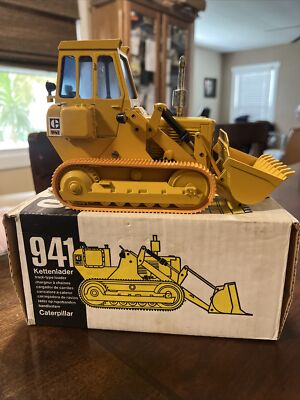 CAT 941 Kettenlader Die Cast Toy